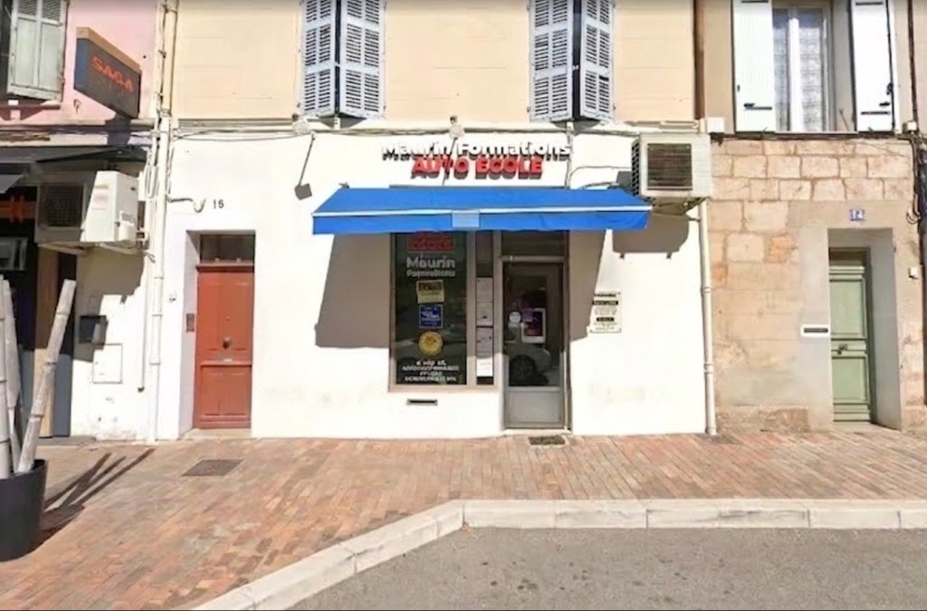 Façade — Maurin Formations, auto-école à Saint-Maximin-la-Sainte-Baume (formation 125 cm³ sur place)